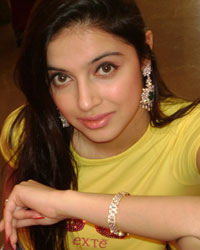 Divya Khosla